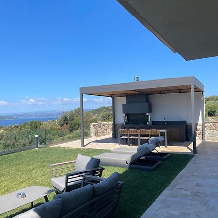 オウランオウポリ Elia Luxury Houseヴィラ エクステリア 写真