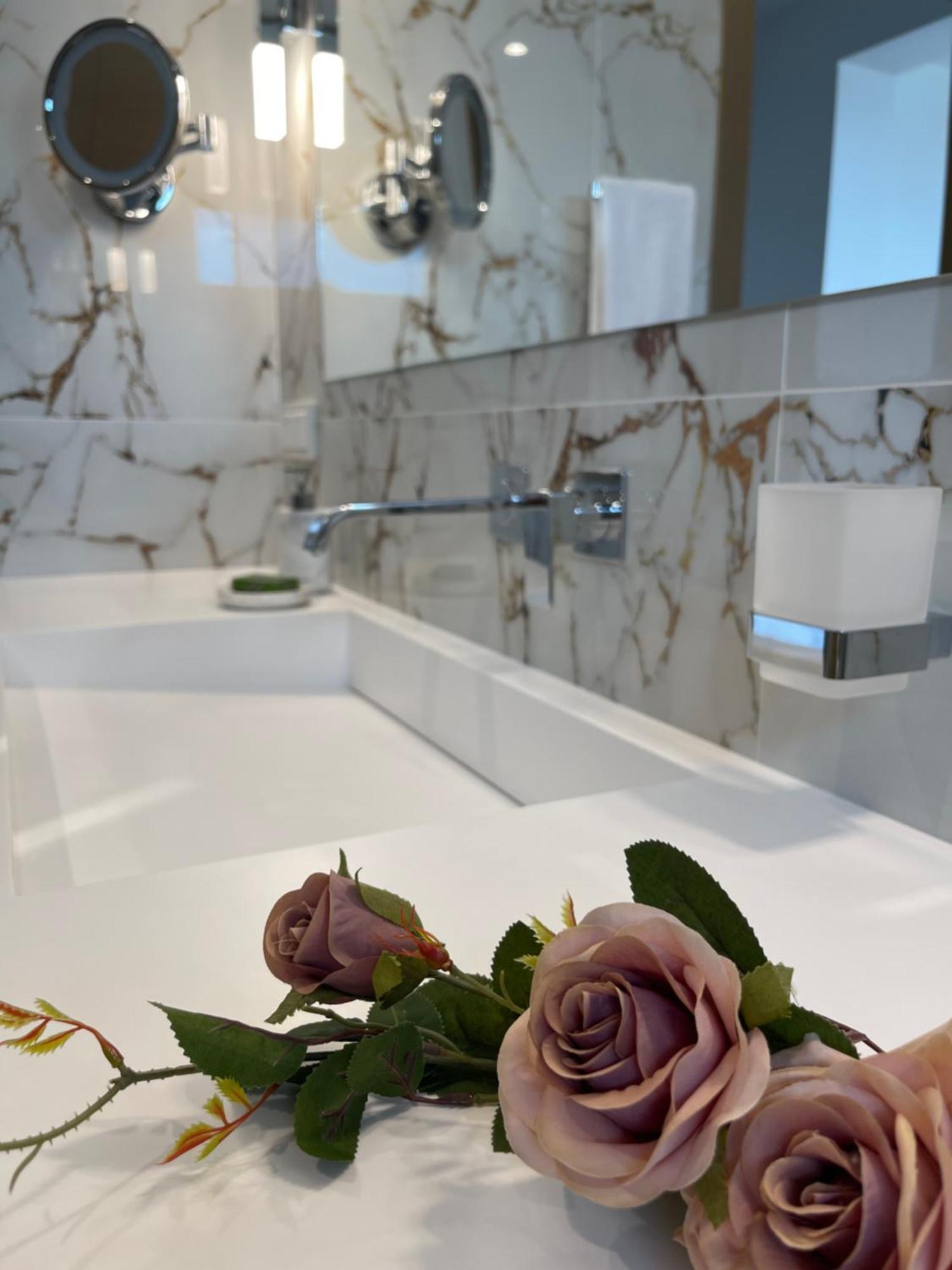 オウランオウポリ Elia Luxury Houseヴィラ エクステリア 写真
