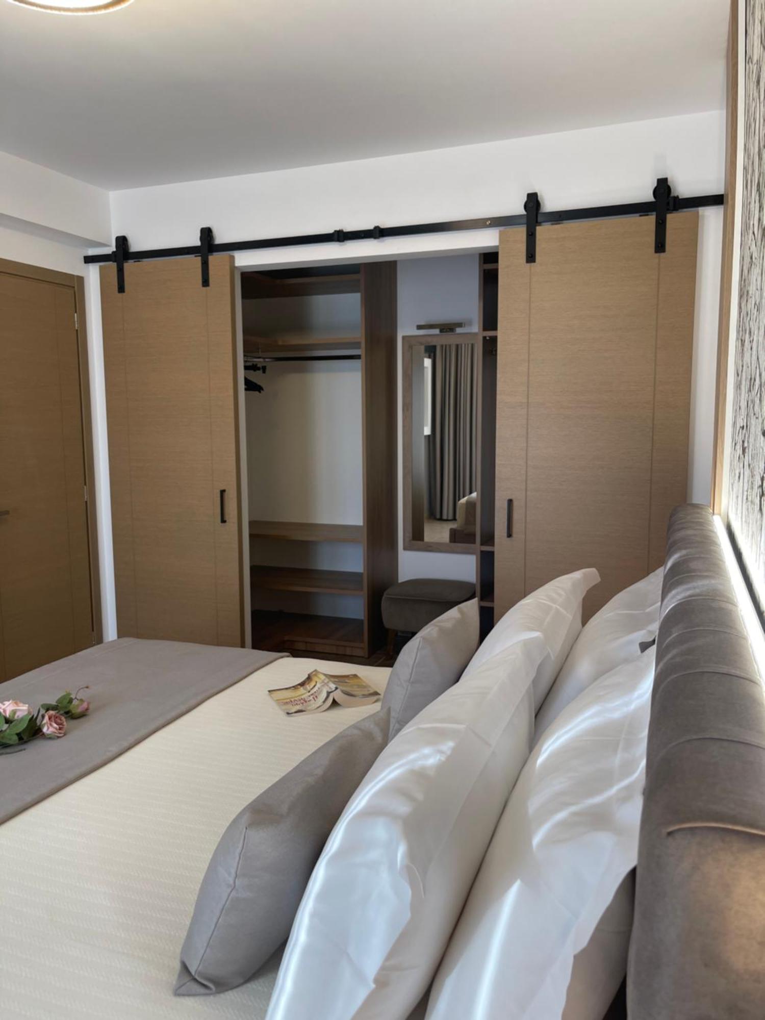 オウランオウポリ Elia Luxury Houseヴィラ エクステリア 写真
